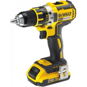 Dewalt DCD790D2 Porakone-ruuvinväännin sis. 2,0 Ah:n akut ja laturin