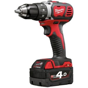 Milwaukee M18 BDD-402C Porakone-ruuvinväännin sis. akut ja laturin