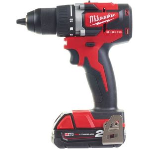 Milwaukee M18 CBLDD-202C Porakone-ruuvinväännin sis. 2,0 Ah:n akut ja laturin