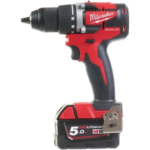 Milwaukee M18 CBLDD-502C Porakone-ruuvinväännin sis. 5,0 Ah:n akut ja laturin